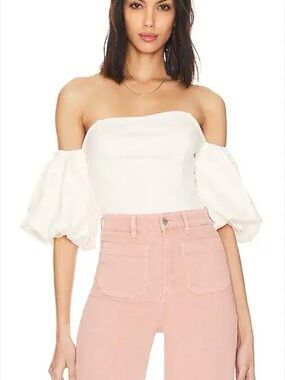 Free People Cream Off-Shoulder Puff Sleeve strapless Top size Medium NEW